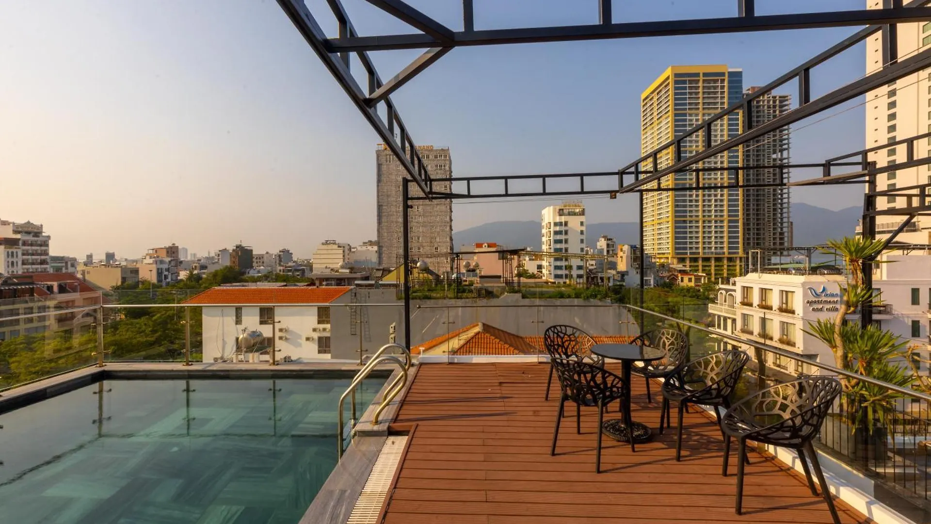 Derive Boutique Villa & Apartment Da Nang 0*,  Wietnam